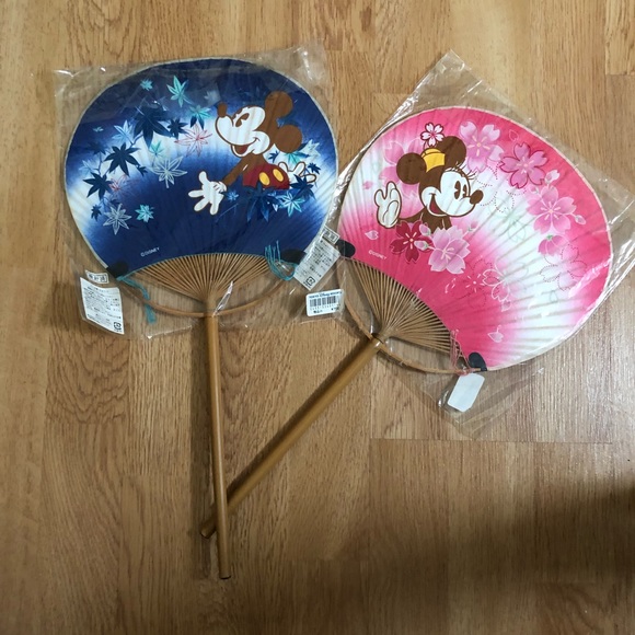 Disney Other - Disney fans from Tokyo Disney